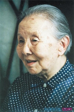 完美WM体育APP2025版本战车个性化涂装与改装