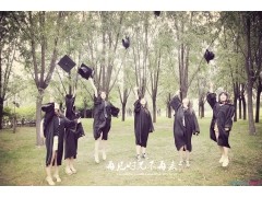 灵魂筹码双瞳苦味糖套装2025版游戏场景截图