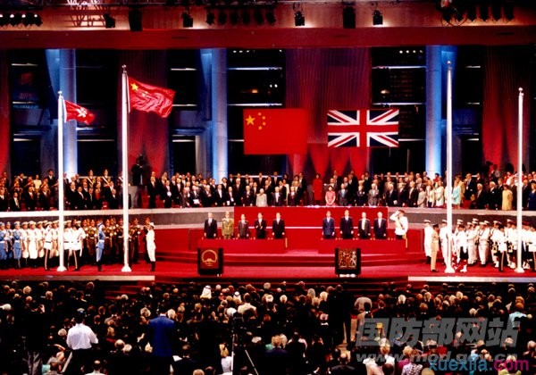 皇冠体育appV7.1专业版