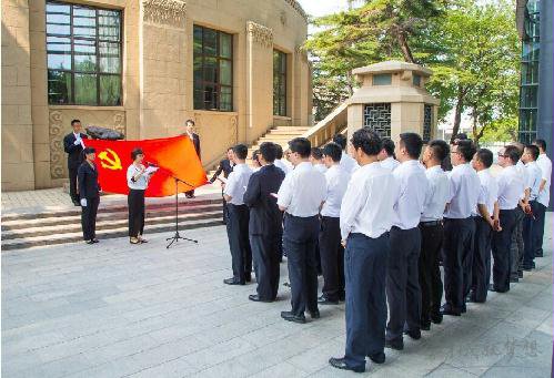 《华体汇网页版入口》2025最新版揽仙镇场景