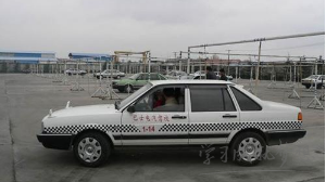 穿越火线ZERO 2025版 游戏大厅界面